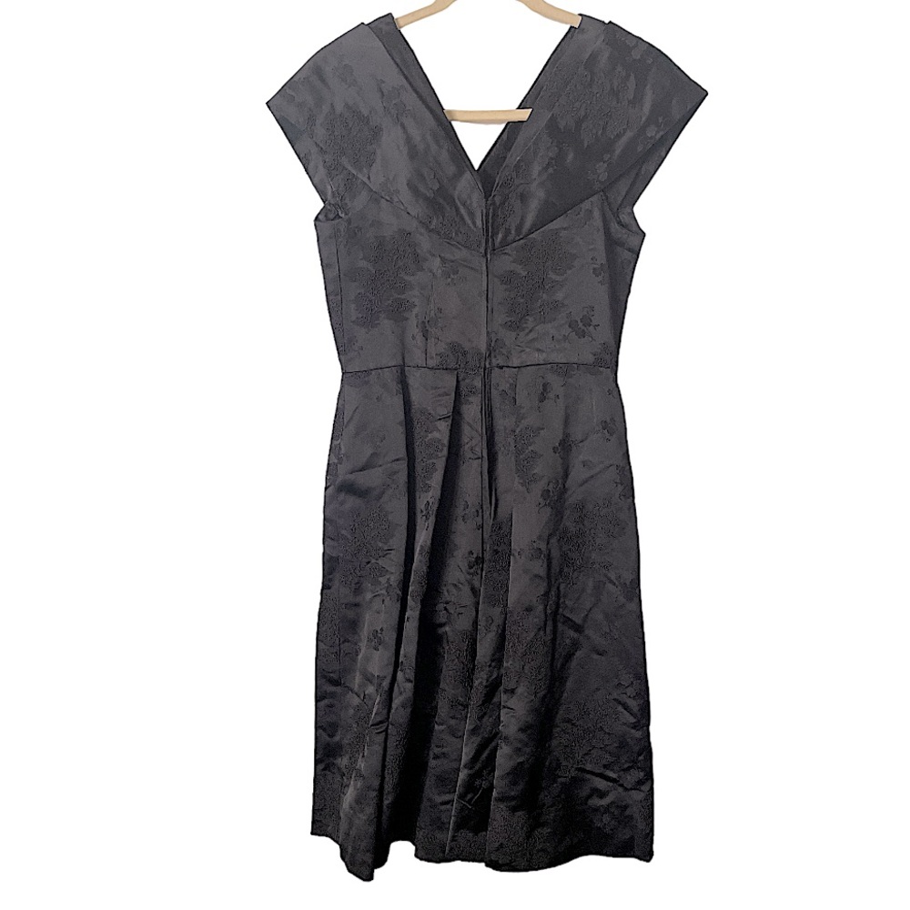 Vintage Black V-Neck Embroidered Dress With Pleated Skirt
